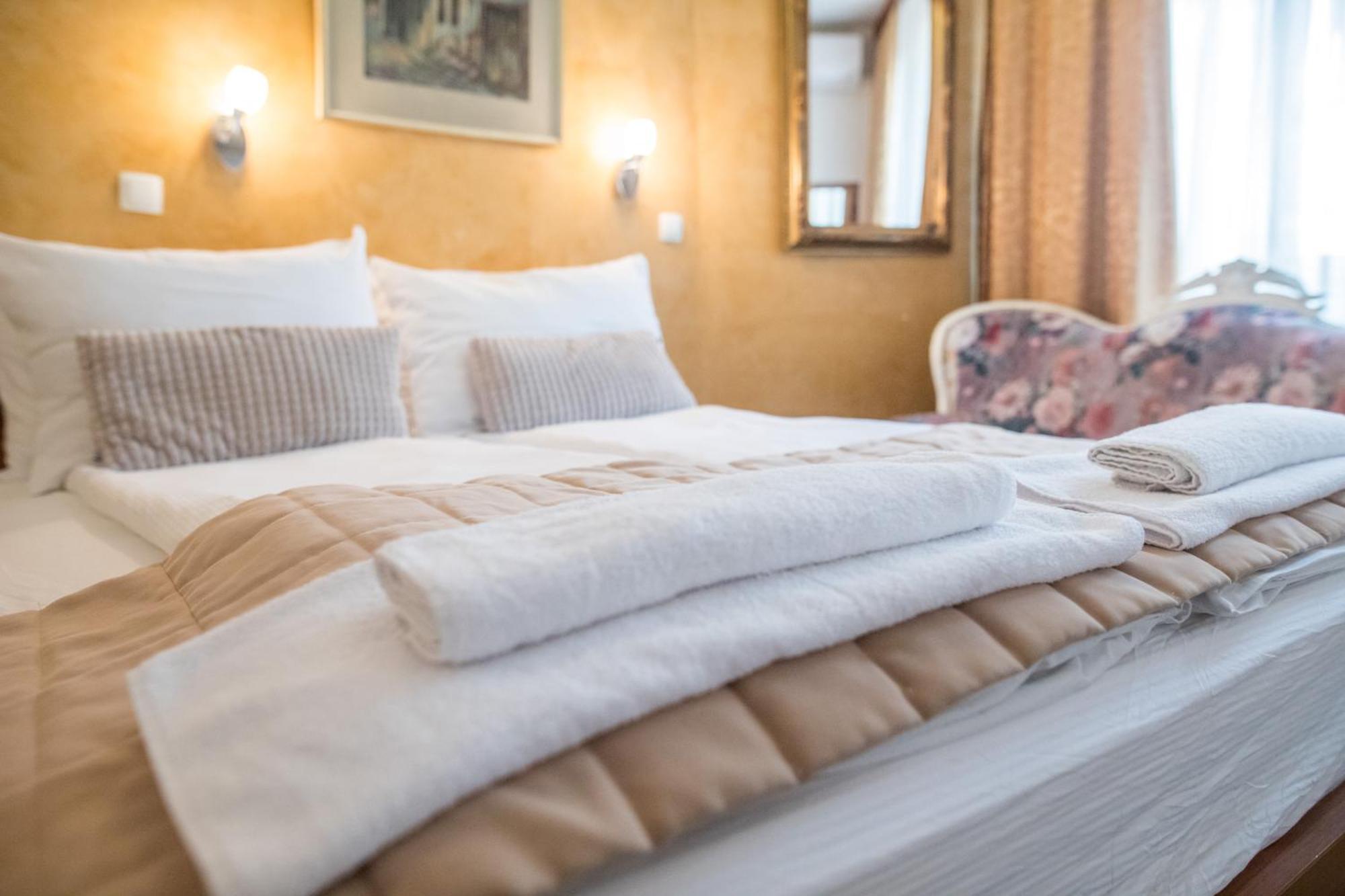 Hotel Herc SJJ Eksteriør billede